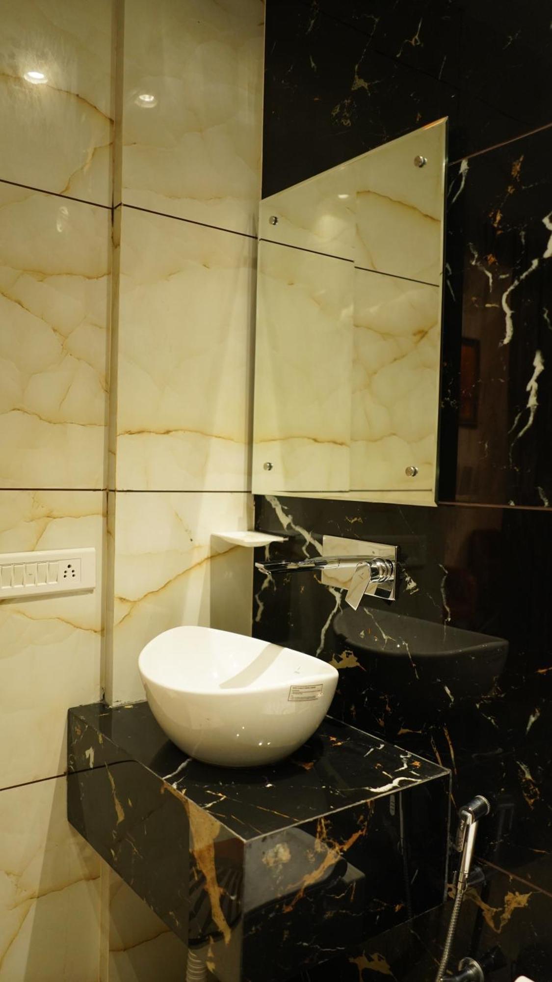 Hotel Silver Pearl Alīgarh 外观 照片